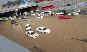 سعودی عرب میں سیلابی صورتحال، پروازیں منسوخ، تعلیمی ادارے بند