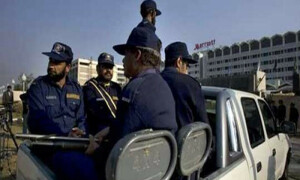 بڑی گاڑیوں میں اسلحے کی نمائش کرنے والوں کے خلاف کریک ڈاؤن کا فیصلہ