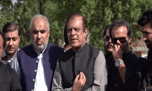 عمران خان نے مذاکرات اور ڈیل کی باز گشت کو مسترد کر دیا