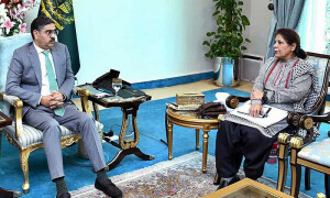 گندم بحران پر شمشاد اختر اور افسران طلب، تحقیقاتی کمیٹی کی انوارالحق کاکڑ کو بلانے کی تردید