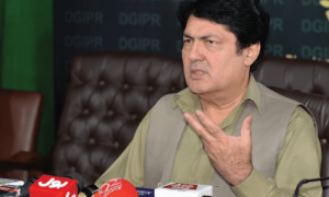 بیرسٹر سیف نےگورنر کے پی کو ڈی آئی خان جلسے میں شرکت کی دعوت دے دی