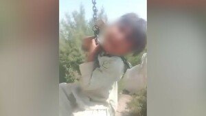 کچے کے ڈاکوؤں نے 5 سالہ بچے کو اغوا کرکے زنجیروں سے لٹکا دیا، ویڈیو وائرل