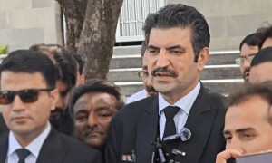 شیر افضل مروت سعودی عرب سے متعلق سوال پوچھنے پر کیوں غصے میں آگئے؟