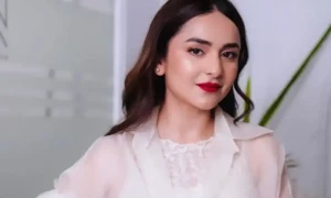 یمنیٰ زیدی خطرناک حادثے کا شکار ہوکر زخمی ہوگئیں، ویڈیو وائرل