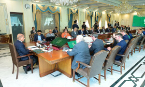 وزیراعظم کا تمام حکومتی ملکیتی اداروں کی نجکاری کا اعلان