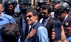 عمران خان کی ضمانت منظور: جیل سے رہائی کب ممکن ہوگی؟