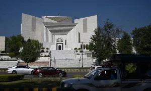SC adjourns NAB law tweaks case for indefinite period
