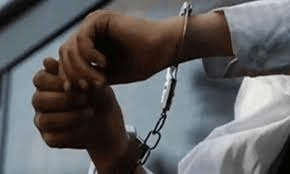 غیرملکی سفیرکو خفیہ دستاویزات فراہم کرنے پر پولیس اہلکار کو تین سال کی سزا