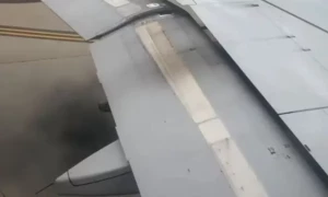 ٹیک آف سے قبل طیارے کے انجن میں آگ لگ گئی، ویڈیو وائرل