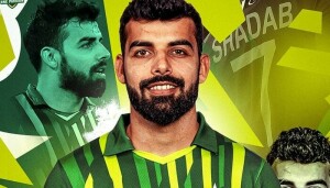 پاکستانی آل راؤنڈر شاداب خان نے سنچری مکمل کرلی
