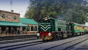 عیدالاضحیٰ پر اسپیشل ٹرینیں چلانے کا فیصلہ، شیڈول بھی آگیا