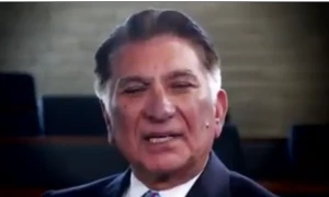 پی ٹی آئی لیڈر شپ فوج کے خلاف لڑ رہی ہے، سربراہ پی ٹی آئی امریکہ کا اعتراف