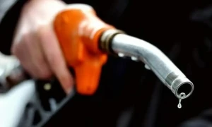 حکومت نے پیٹرولیم لیوی وصولی کا بھاری ہدف 11 ماہ میں ہی حاصل کرلیا