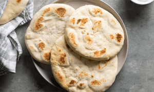 کراچی میں روٹی کی قیمت میں کمی کردی گئی