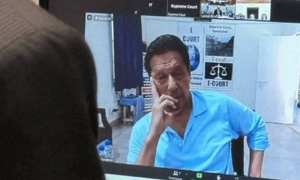 ریاست مخالف پوسٹ : ایف آئی اے کی عمران خان سے ایک گھنٹے تفتیش، 16سوالات کئے