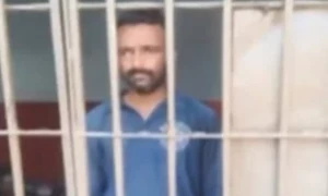 کراچی: کچرا اٹھانے والے صمد کو قتل کرنے والا سکیورٹی گارڈ گرفتار