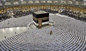 سعودی عرب نے حج سے قبل 3 لاکھ سے زائد عازمین کو مکہ مکرمہ سے نکال دیا