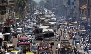 اقتصادی سروے میں پاکستانیوں کی اوسط عمر سے متعلق خوشگوار حیرت
