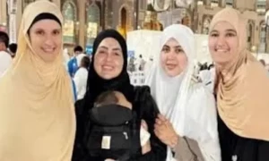 ثانیہ مرزا اور ثنا خان نے ایک ساتھ حج کریں گی، پہلی تصویر وائرل