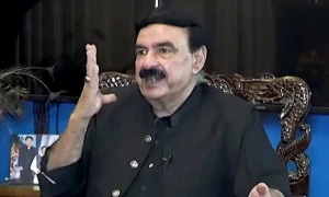 مذاکرات کا وقت چلا گیا، 30 اگست تک سیاست سے دور ہوں، شیخ رشید