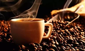 روزانہ لی جانے والی کیفین کی کتنی مقدار نقصان دہ نہیں ہے