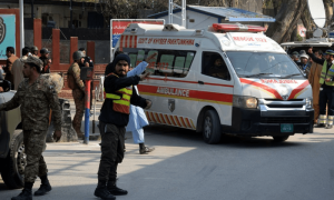پشاور: ملزمان کی گھر میں گھس کر فائرنگ، ایک ہی خاندان کے 9 افراد جاں بحق