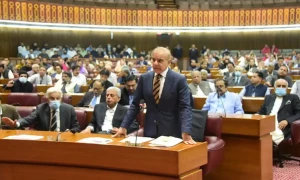 مجبوری میں آئی ایم ایف کے ساتھ مل کر بجٹ بنانا پڑا، وزیراعظم
