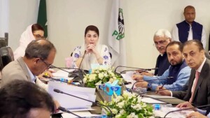 ممکنہ سیلاب کا خدشہ: مریم نواز کا پنجاب بھر میں ندی نالوں کی صفائی کا حکم