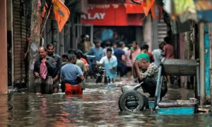 بھارتی دارالحکومت دو دن کی موسلا دھار بارش میں ڈوب گیا
