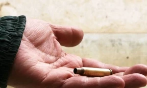 لکی مروت میں فائرنگ سے 3 مزدور جاں بحق، لواحقین کا احتجاج