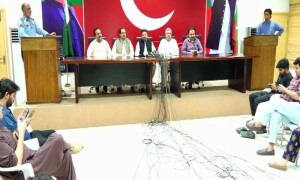پی ٹی آئی کا پنجاب حکومت کیخلاف تحریک چلانے کا اعلان، &rsquo;آج رات سے گھروں پر ڈالے آئیں گے&lsquo;
