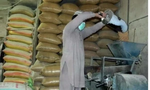 پیٹرول پمپس مالکان کے بعد فلور ملز کا بھی سپلائی بند کرنے کا اعلان
