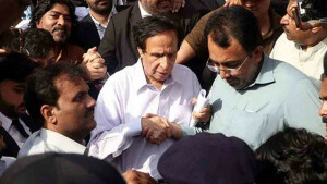 لاہور ہائیکورٹ کا پرویز الہیٰ کا نام پاسپورٹ کنٹرول لسٹ سے نکالنے کا حکم