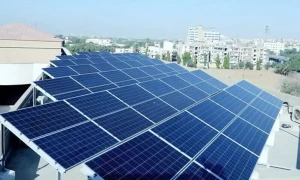 500 یونٹ تک بجلی استعمال کرنے والوں کو سولر پینلز دینے کی منظوری