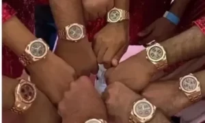 اننت امبانی نے شاہ رخ اور رنویر سمیت مہمانوں کو کون سے اور کیا قیمتی تحائف دیے