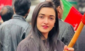 عدالت کا صنم جاوید کو مکمل طور پر خاموشی اختیار کرنے کا حکم، گھر جانے کی اجازت