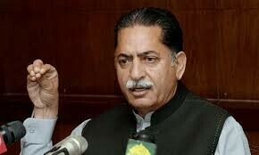سیاسی جماعتوں پر پابندیاں لگانا مسائل کا حل نہیں ہے، جاوید لطیف