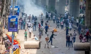 وسائل ختم ہوگئے، کوئی مدد کو نہیں آرہا، بنگلہ دیش میں پھنسے پاکستانی طلبہ کی گفتگو
