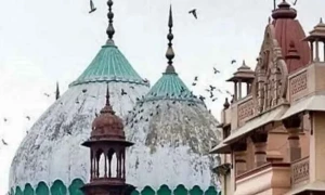 اترپردیش : مندر کی زمین پر مسجد کی تعمیر کا دعویٰ، ایک اور مسجد شہید کیے جانے کا خدشہ