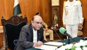 صدر مملکت کے دستخط کے بعد الیکشن ترمیمی بل باقاعدہ ایکٹ بن گیا