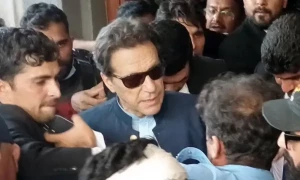 عمران خان نے چیف جسٹس کی ایکسٹینشن پر احتجاج کا اعلان کردیا