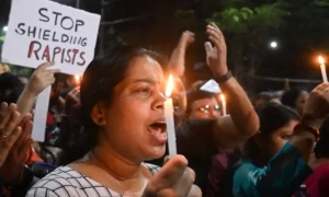 کچھ لوگ بنگلا دیش جیسے حالات پیدا کرنے پر تُلے ہوئے ہیں، ممتا بینرجی