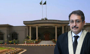 فائر وال کی تنصیب اور انٹرنیٹ میں خلل: پی ٹی اے، وزارت آئی ٹی کو نوٹس جاری