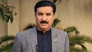 خیبرپختونخوا حکومت پر کرپشن کے الزامات، فیصل کریم کنڈی کو ہرجانے کا نوٹس