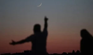 چاند نظر نہیں آیا، اب 12 ربیع الاوّل کب ہوگی؟