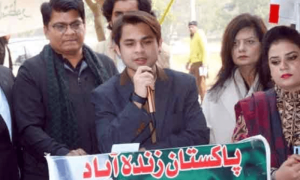 یہ بلوچ، پنجابی اور سندھی کی لڑائی نہیں، یہ پاکستان کی لڑائی ہے، حکومت سنجیدگی سے کام لے، جمال رئیسانی