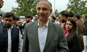 جلسے کیلئے سامان لے جانے سے روک دیا، جلسہ گاہ کی نئی جگہ سے مسئلہ نہیں، عمر ایوب