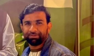 Iftikhar Ahmed declares himself a tailender in cricket