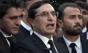 پی ٹی آئی &rsquo;سانحہ 10 ستمبر&lsquo; کبھی نہیں بھولے گی، بیرسٹر گوہر