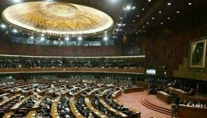 Arrested PTI MNAs reach Assembly
